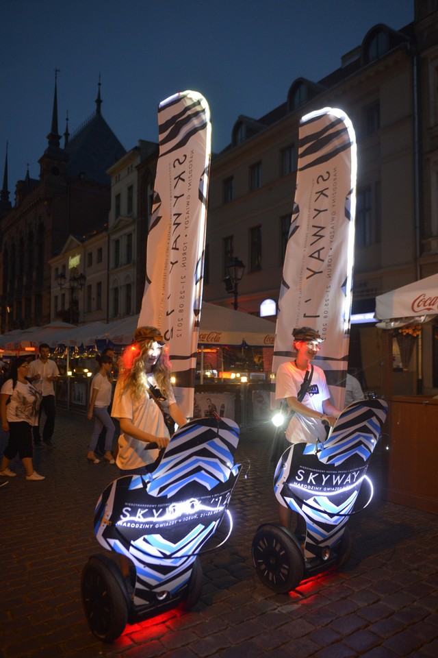 TORUŃ MIĘDZYNARODOWY FESTIWAL ŚWIATŁA SKYWAY