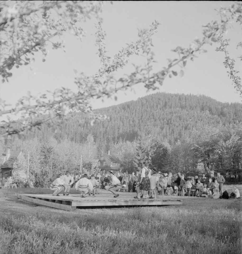   Dzień dziecka w KBK (Państwowe Sanatorium Dziecięce Gruźlicy Kostno-Stawowej im. J. Zeylanda) w Zakopanem. Rok 1959