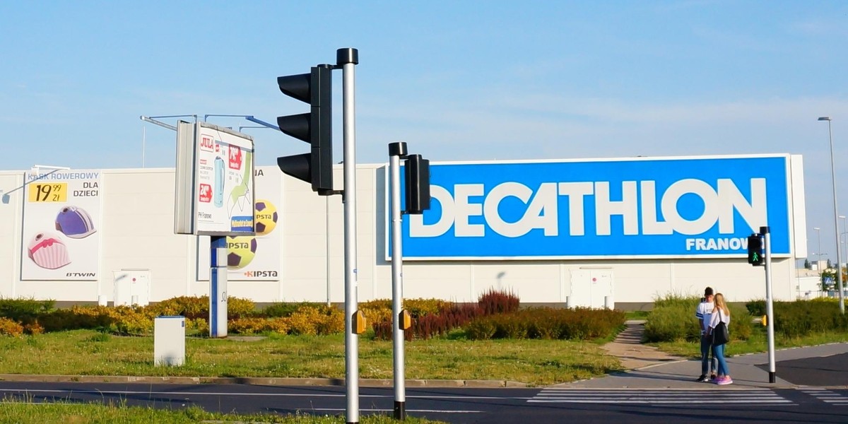 Decathlon.