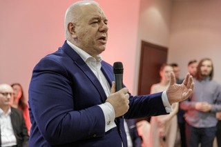 Jacek Sasin reaguje na raport NIK. 'Prezent Mariana Banasia dla Donalda Tuska'