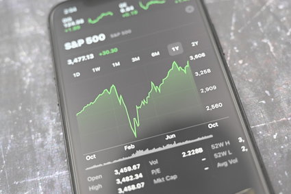 Indeks S&P 500 bliski rekordu. Goldman Sachs zmienia prognozy na przyszły rok