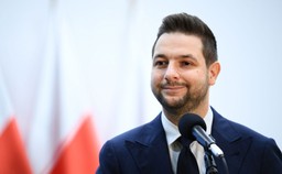 Rzecznik sztabu Patryka Jakiego musi prostować swoją wypowiedź w sprawie reprywatyzacji nieruchomości przy ul. Twardej