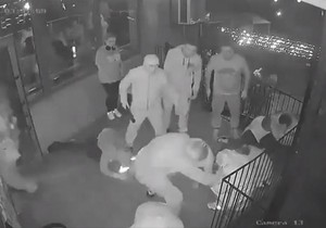 Ruski vojnici, teror, nasilje u kafiću