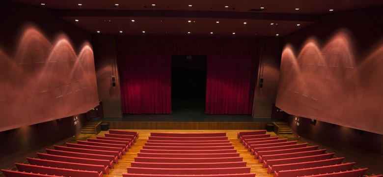 "Ukrańskie szkoły to bydło". Wybitna solistka straci pracę?