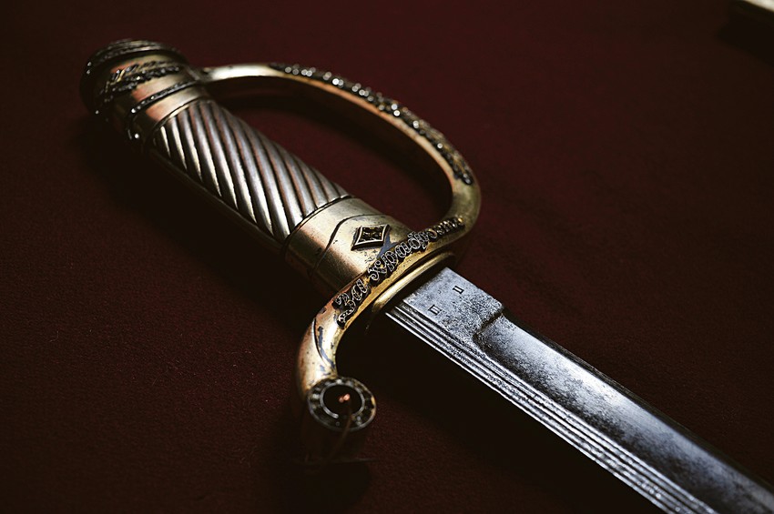 Oficirska sablja dodeljena od cara Nikolaja Drugog