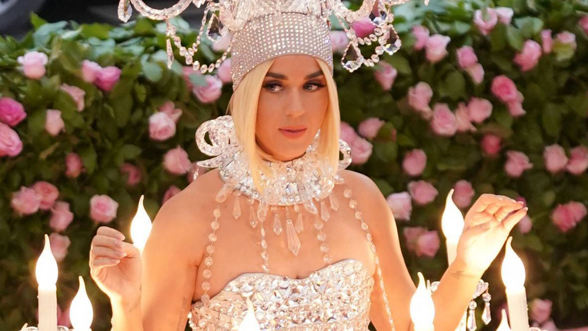 MET Gala 2019: Katy Perry jako świecący żyrandol