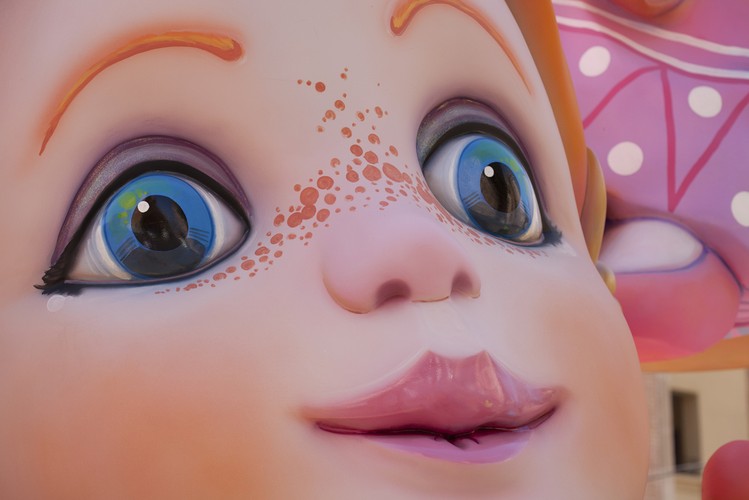 Figury na święto fellas to pokaz niezwykłego kunsztu ich twórców