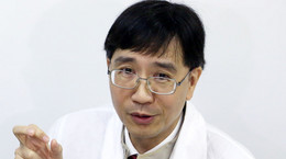 Chiński naukowiec: urzędnicy z Wuhan próbowali &quot;ukryć&quot; prawdę o COVID-19