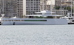 Kosztowna kolizja na morzu. Megajacht wdowy po Stevie Jobsie uderzył w inny luksusowy statek