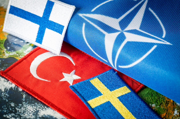Parlament Turcji ratyfikował wniosek Szwecji o przystąpienie do NATO