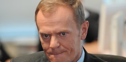 Tusk: Chcę okrągłego stołu. Propozycja: Tak, ale w celi