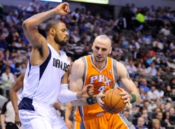 Spore wyróżnienie dla Gortata. Polak znalazł się w "10"