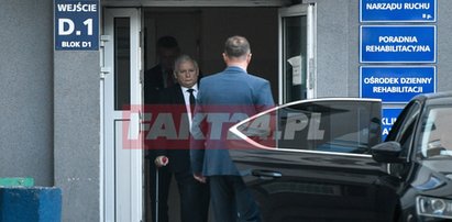 Jarosław Kaczyński uciekł spod noża? Jak wypisał się ze szpitala w sobotę?