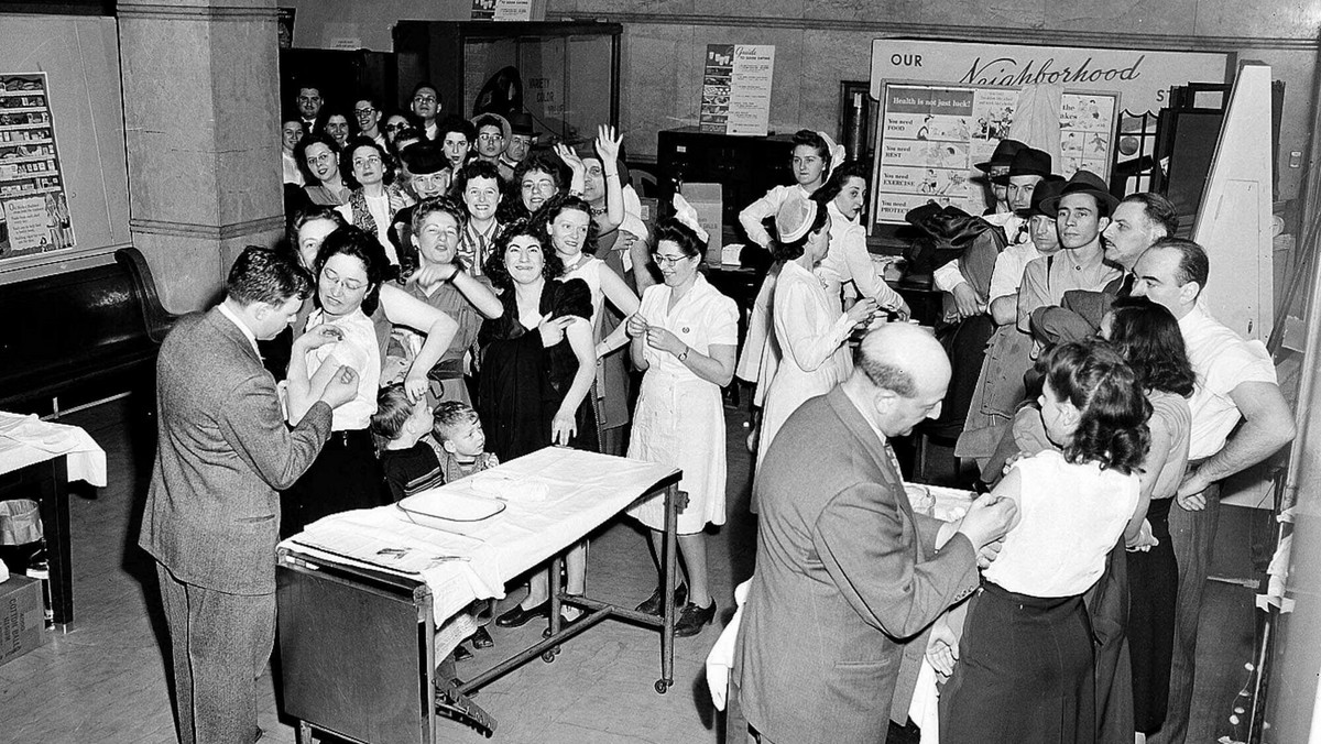 Czarna ospa w Nowym Jorku w 1947 r. W miesiąc zaszczepiono 6 mln ludzi
