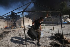 10 państw UE przyjmie łącznie 400 nieletnich migrantów z wyspy Lesbos