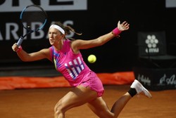 Azarenka wygrała w Rzymie z Kenin bez straty... gema