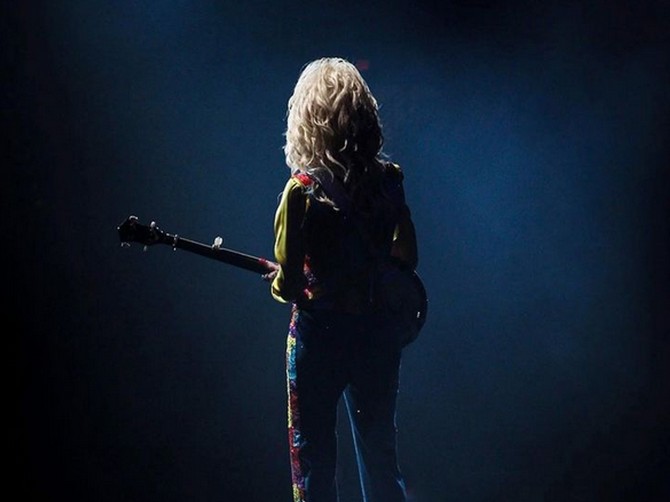 Doli Parton