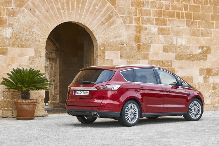 Ford s-max
