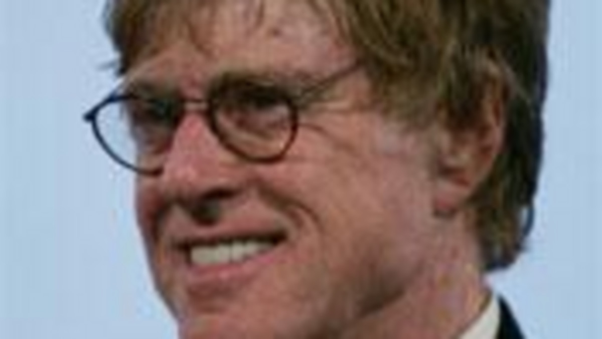 Robert Redford otrzymał honorowy tytuł dublińskiego Trinity College. Aktor odwiedził irlandzki uniwersytet w zeszły piątek, aby odebrać wyróżnienie z rąk władz Szkoły Dramatu, Filmu i Muzyki.