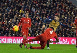 Liga angielska: Wielkie emocje i mnóstwo goli w meczu Liverpoolu z Arsenalem. WIDEO