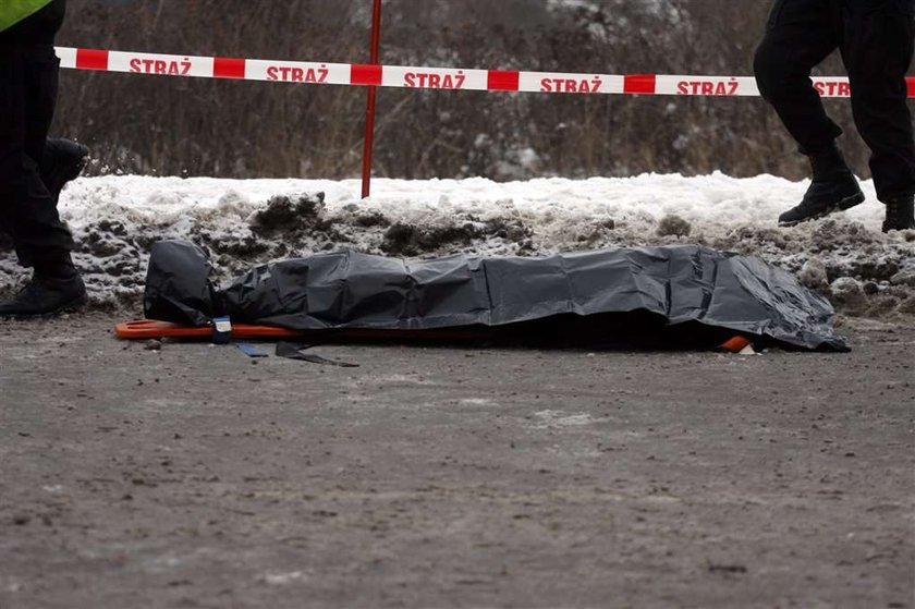 MLODA KOBIETA KIERUJACA FORDEM K ZGINELA W WYPADKU