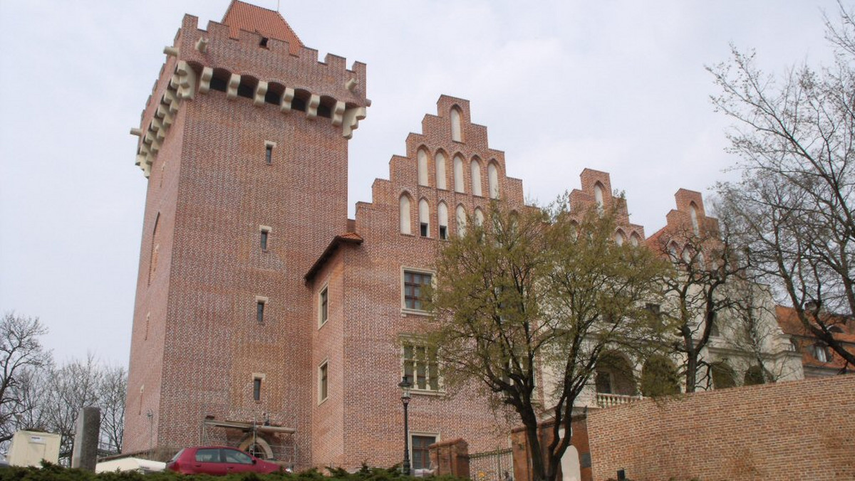 Jak zapewnia Muzeum Narodowe w listopadzie ma zostać otwarte Muzeum Sztuk Użytkowych wraz z Zamkiem Królewskim na Górze Przemysła w Poznaniu. Pierwotnie obiekt miał zostać udostępniony w 2013 roku.