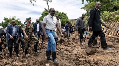 President William Ruto in Mathare to assess flood situation at the area on May 6, 2024