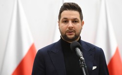Patryk Jaki o rozpadzie klubu Nowoczesnej: To kanibalizm polityczny, w grę może wchodzić handlowanie miejscami do PE