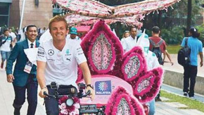 Riksával készül Nico Rosberg
