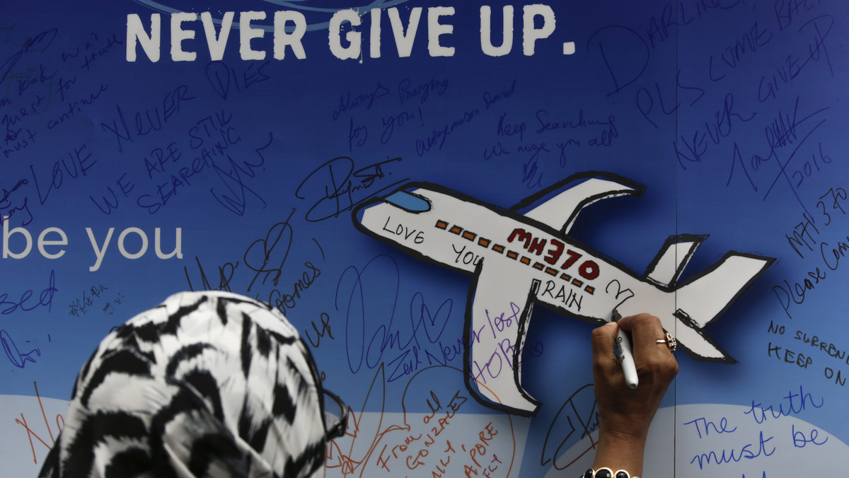 Zakończono bezowocne poszukiwania malezyjskiego samolotu MH370