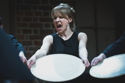 "Pieśni Leara" Teatru Pieśń Kozła w londyńskim The Globe