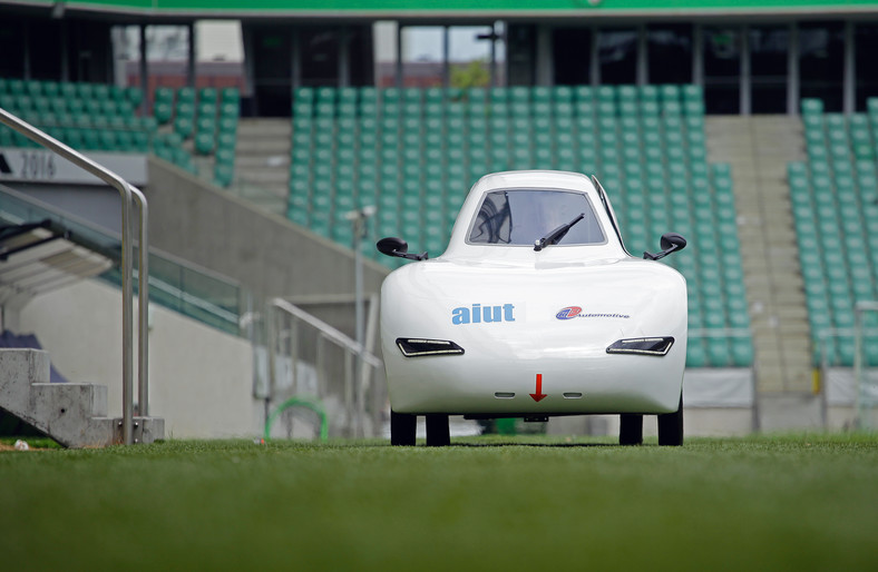 SmartPowerUrban bolid HydroGENIUS Shell Eco Marathon