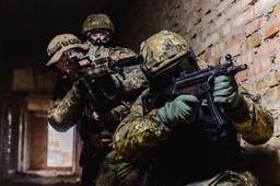 chcieli wziąć ich w kleszcze, a znaleźli się w kropce. ukraina ogrywa