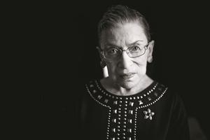 Ruth Bader Ginsburg – strażniczka równości praw kobiet w Sądzie Najwyższym USA