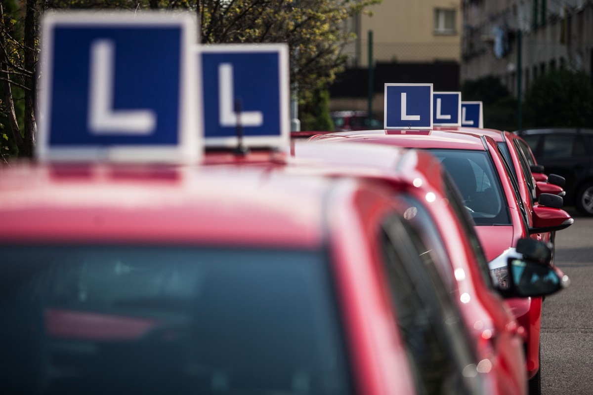 Na egzamin na prawo jazdy własnym autem. 40-latka z mandatem i punktami