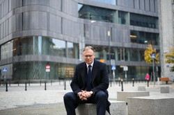 PiS poświęci Ziobrę, by odblokować pieniądze z KPO? Jest KOMENTARZ Mularczyka