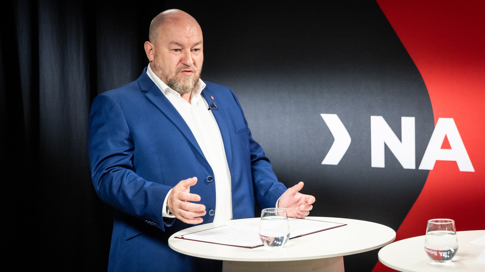 Rudolf Huliak v relácii Na rovinu s Petrom Hanákom