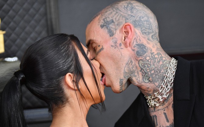Kortni i Travis ne mogu da se obuzdaju ni na crvenom tepihu 
