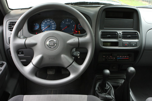 Nissan NP300 - W prostocie jego siła