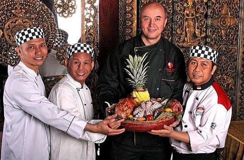 Niezapomniana podróż po aromatycznych kulinarnych zakamarkach wysp Indonezji