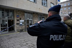 Atak na biuro PO w Warszawie. Sprawcy rzucili i podpalili koktajl Mołotowa