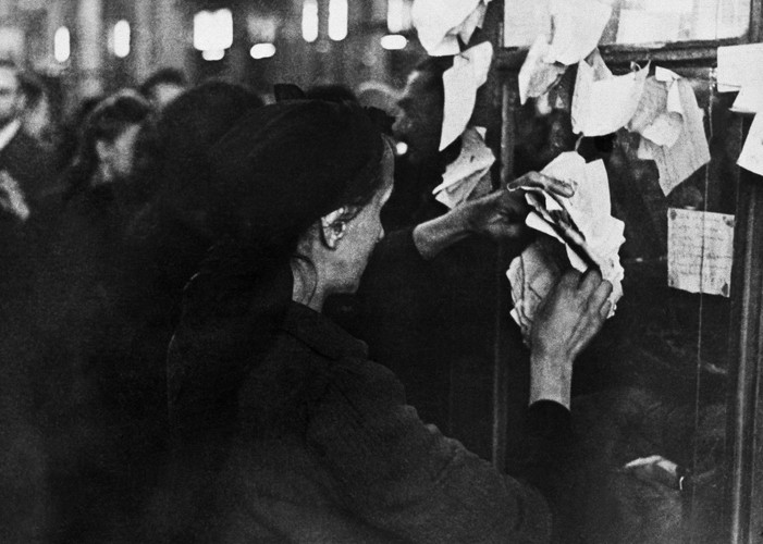 Powstanie Warszawskie na archiwalnej fotografii