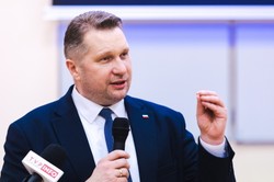 Czarnek o przemocy wśród młodzieży: Jeśli jest rozmontowywanie małżeństwa...