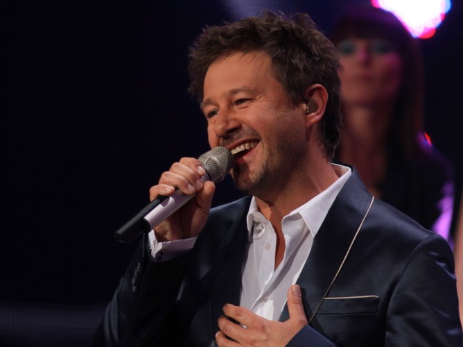 Andrzej 'Piasek' Piaseczny podczas koncertu 'Telehity w Teleexpressowym tempie'