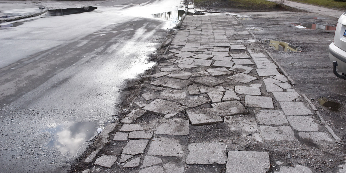 Chodniki w Łodzi wymagają remontu
