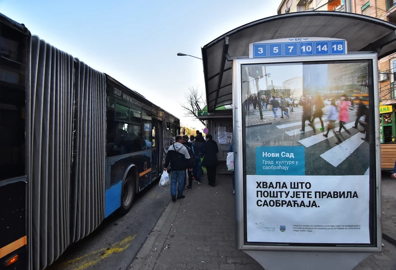 Razmak i na stanicama