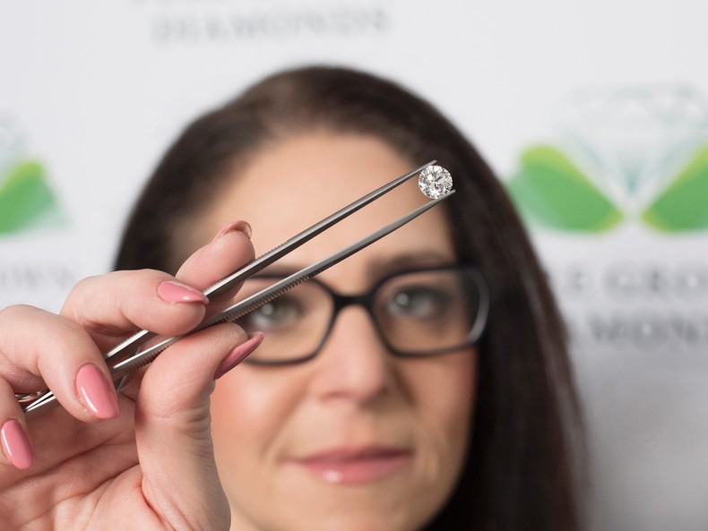 The funds will be used to upgrade processing equipment, vehicles, and infrastructure at the Kono District mine, improving output and cash flow stability.