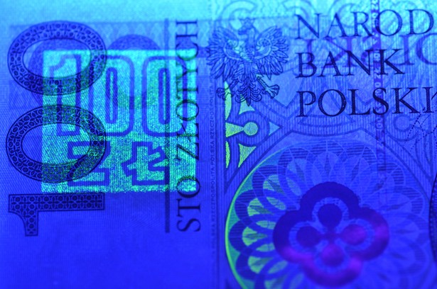 Złoty pozostawał stabilny we wtorek z lekką tendencją do osłabienia po południu