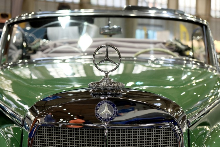 Targi Pojazdów Zabytkowych Retro Motor Show <br>fot. (zuz) PAP/Jakub Kaczmarczyk