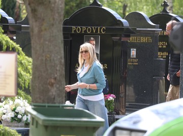 "Spavala sam na metalnom krevetu sa 20 ljudi!" Suzana Jovanović je prenoćila u manastiru i tom prilikom je osetila posebnu energiju